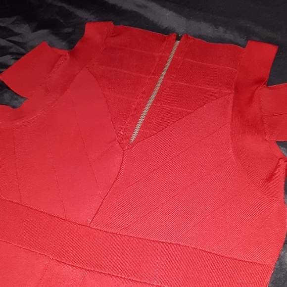 Moda International Red Bandage Cold Shoulder Top - Picture 2 of 5